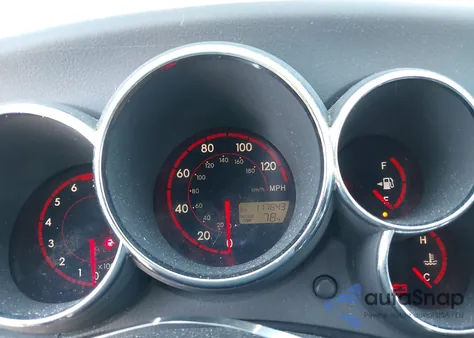 2004 Pontiac Vibe из США, поврежденный, VIN 5Y2SL62824Z424030